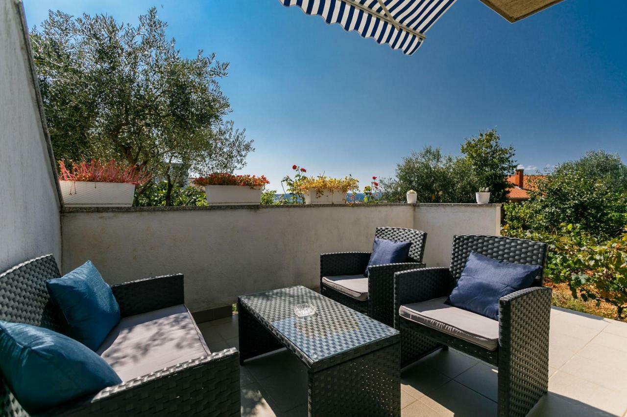 Apartments Mate Balote 54 Krk Exterior photo